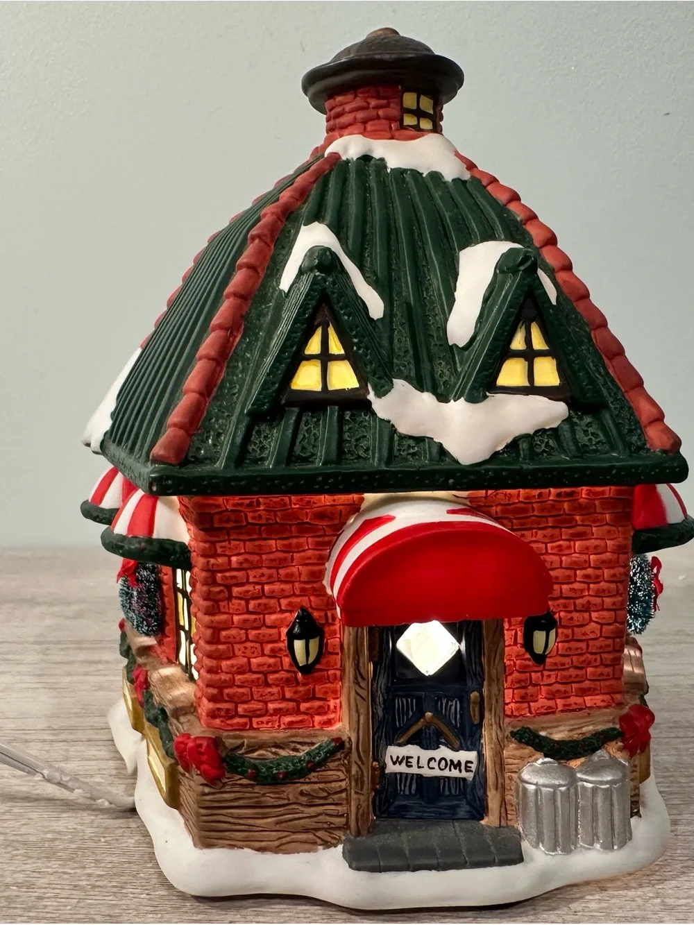 St. Nicholas Square Village - Gum-Drop Shoppe